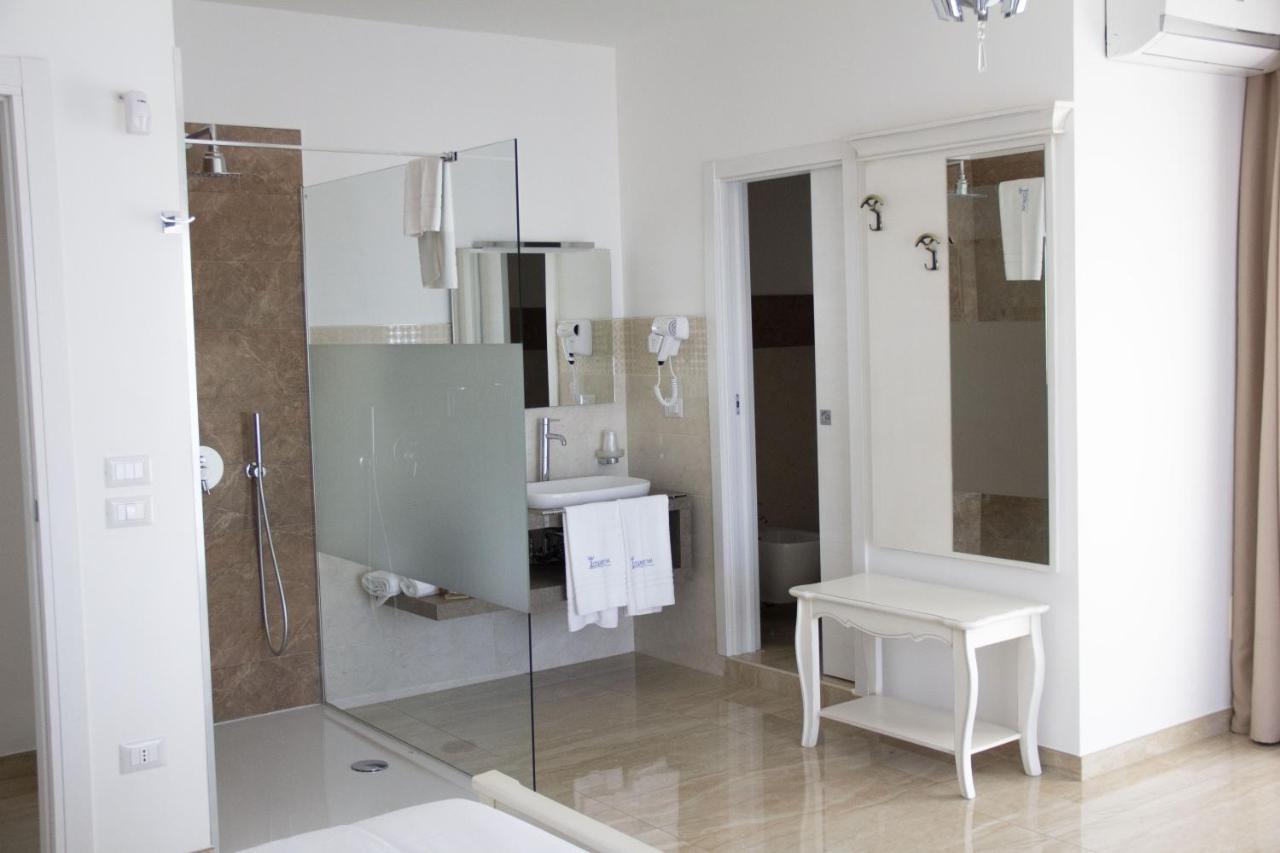 B&B Imperial Exclusive Rooms & Breakfast Porto Cesareo Extérieur photo