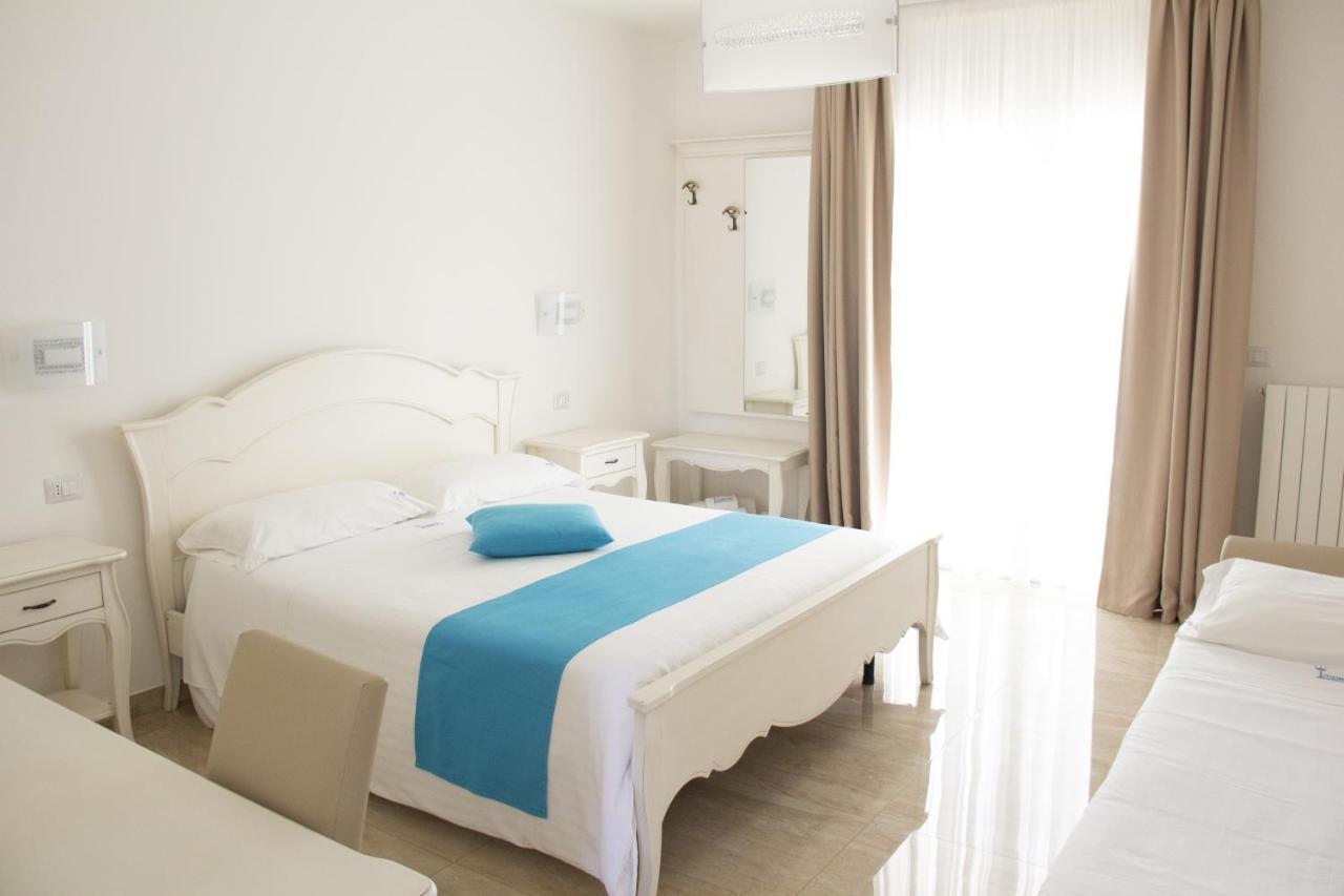 B&B Imperial Exclusive Rooms & Breakfast Porto Cesareo Extérieur photo
