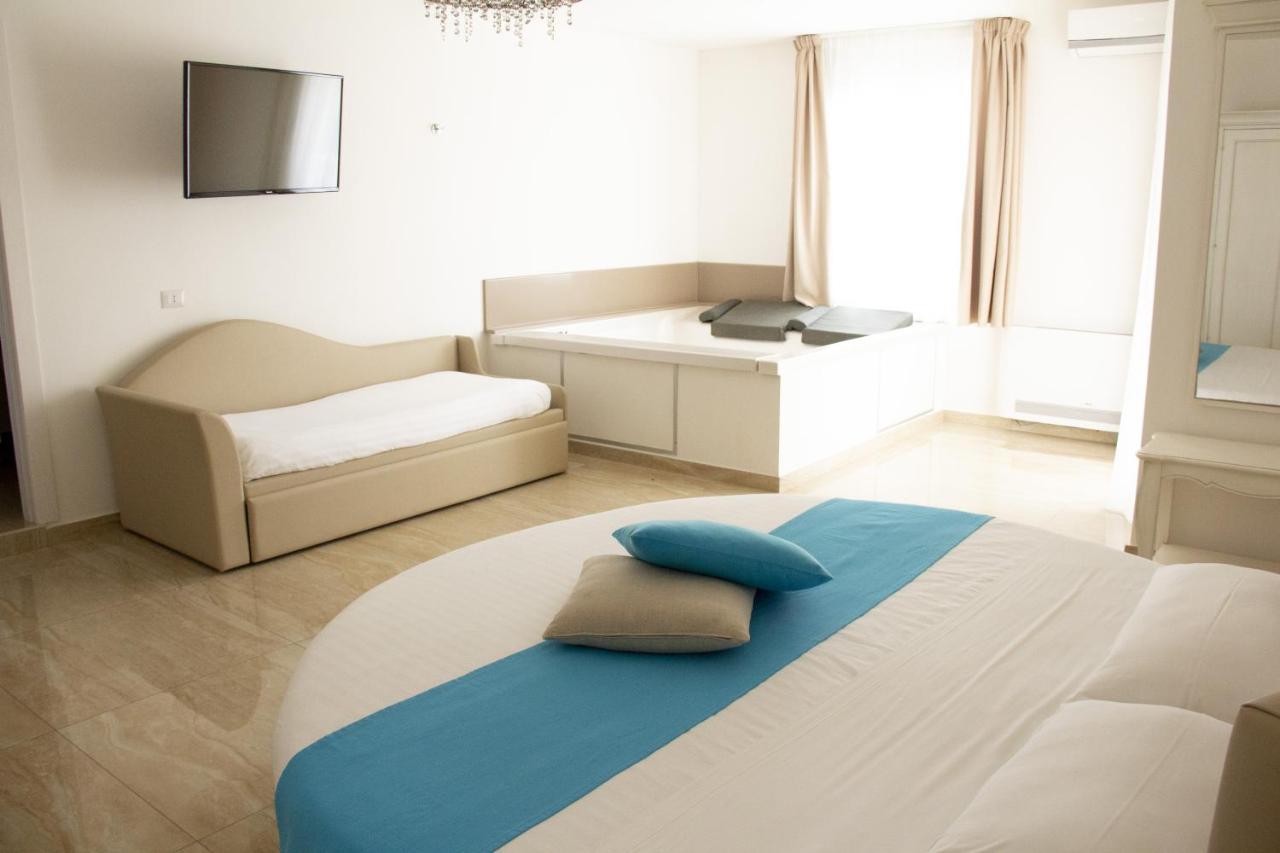B&B Imperial Exclusive Rooms & Breakfast Porto Cesareo Extérieur photo