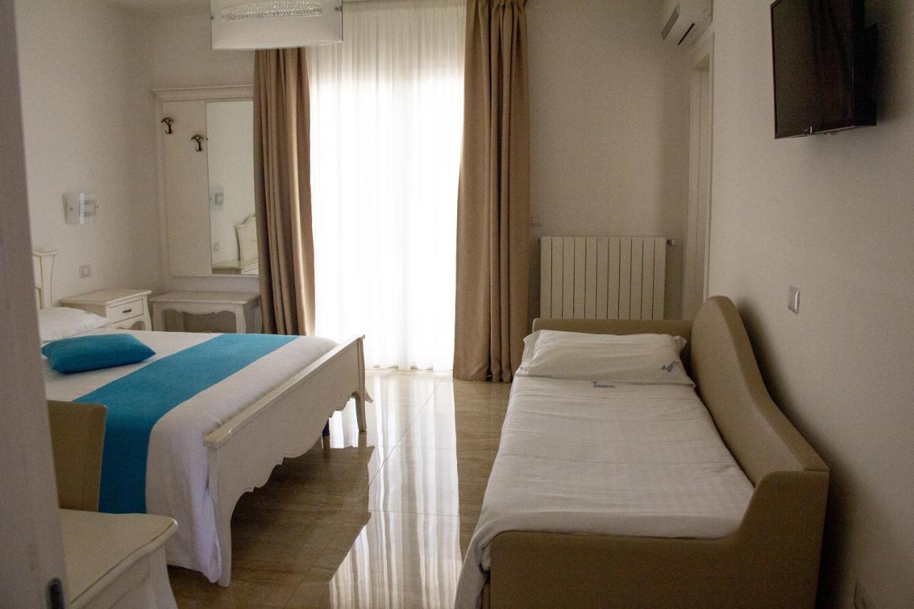 B&B Imperial Exclusive Rooms & Breakfast Porto Cesareo Extérieur photo