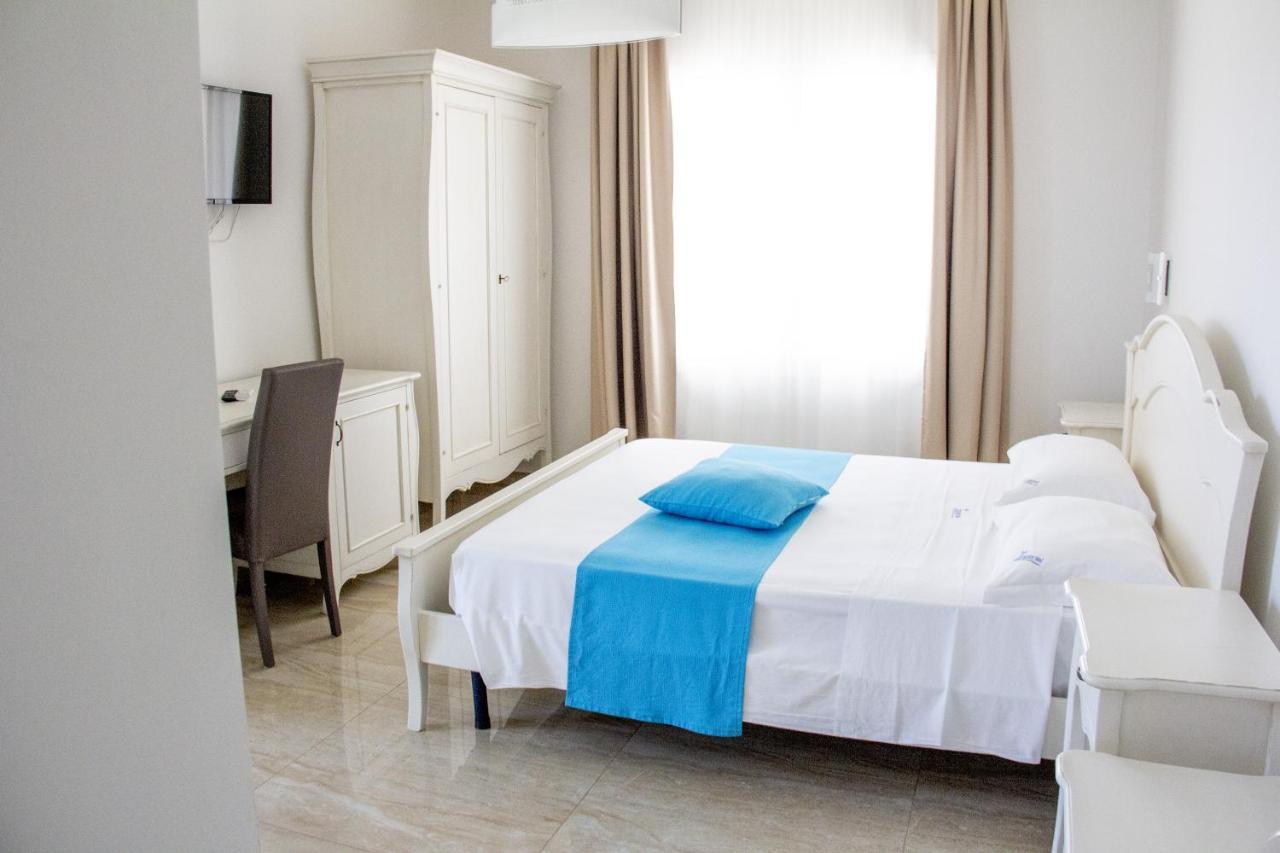 B&B Imperial Exclusive Rooms & Breakfast Porto Cesareo Extérieur photo