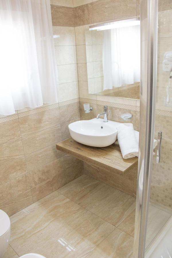B&B Imperial Exclusive Rooms & Breakfast Porto Cesareo Extérieur photo